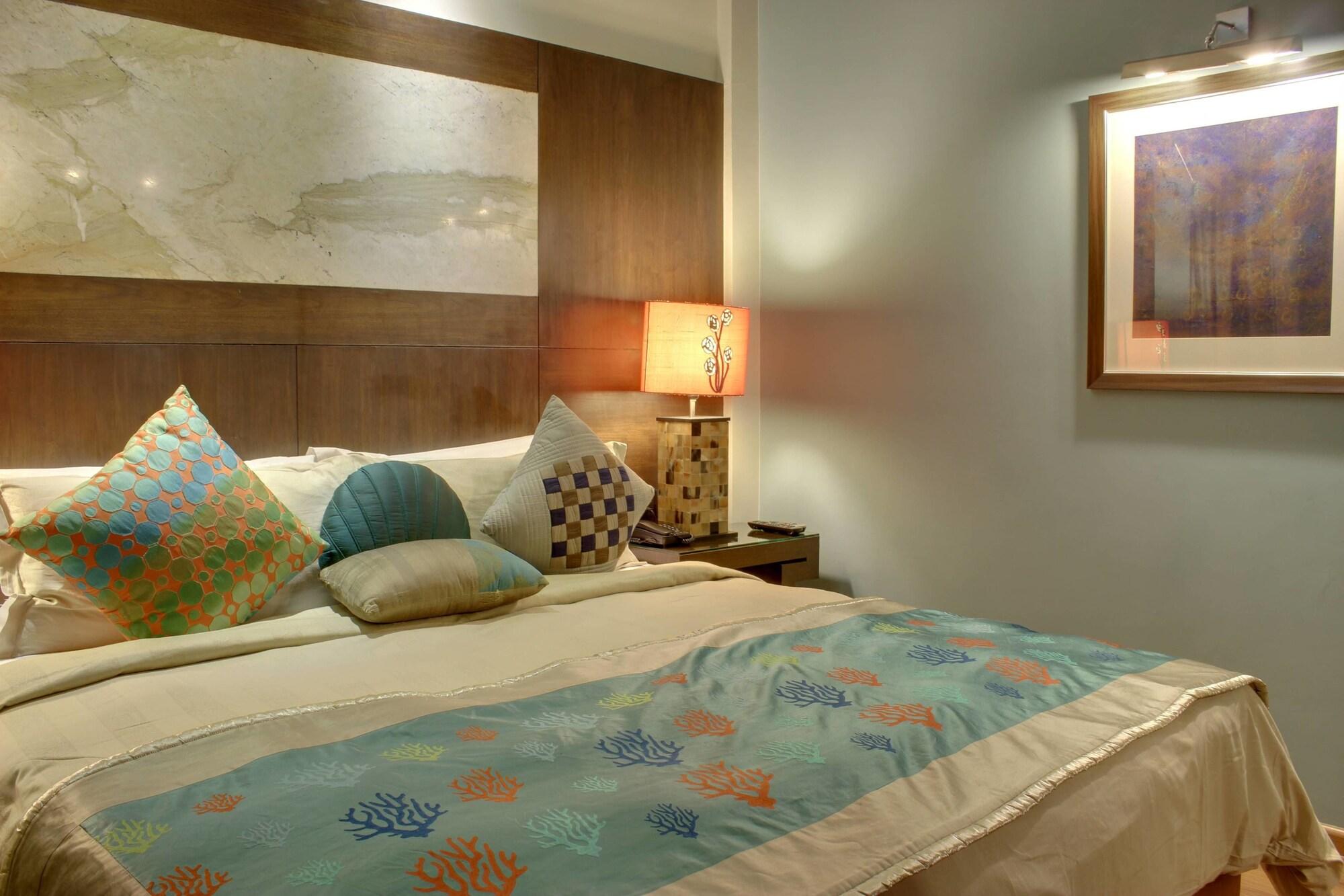 Hotel Justa Mg Road Bangalore Esterno foto