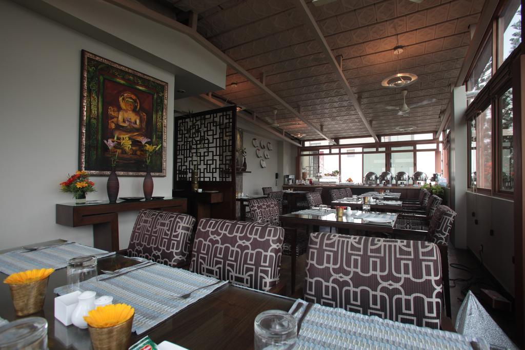 Hotel Justa Mg Road Bangalore Esterno foto