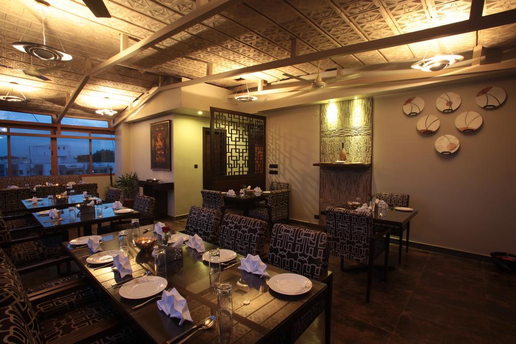 Hotel Justa Mg Road Bangalore Esterno foto