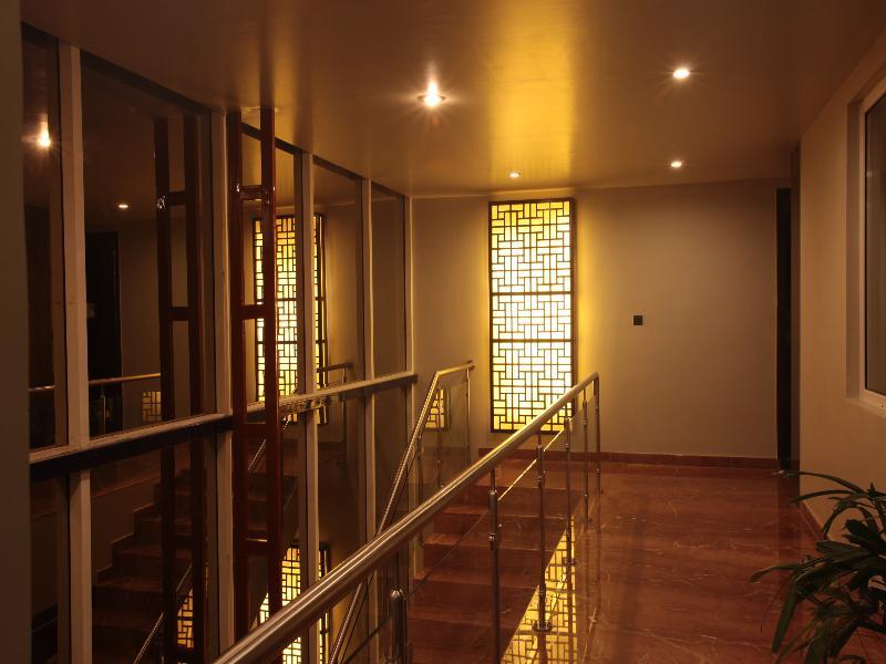 Hotel Justa Mg Road Bangalore Esterno foto