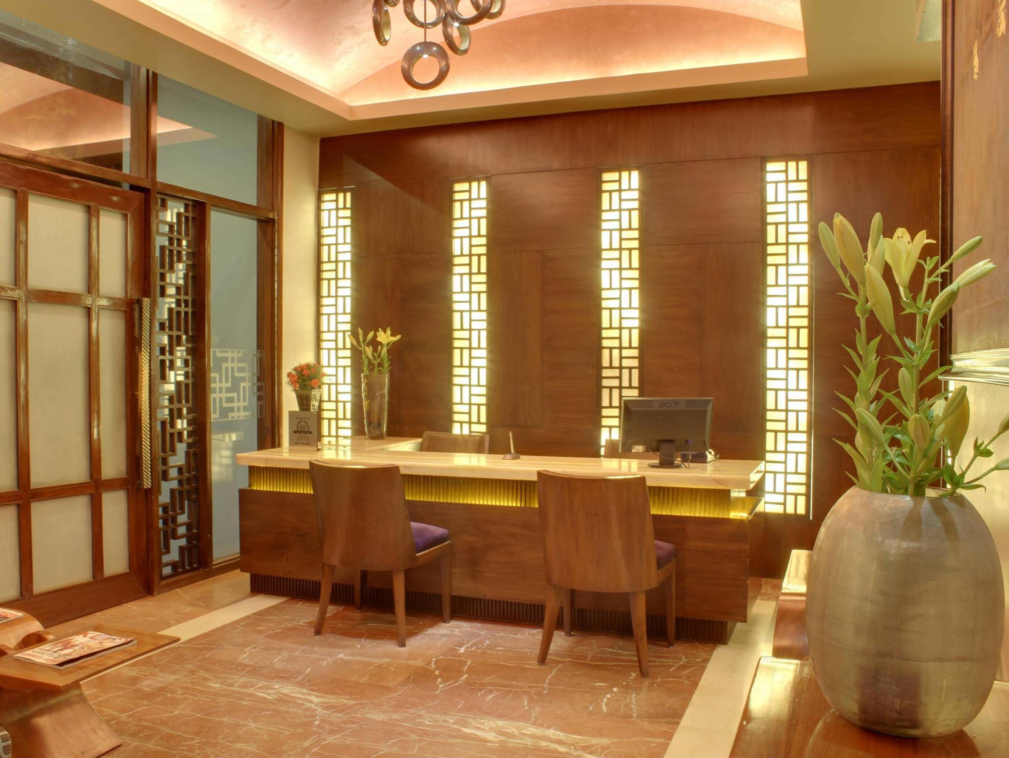 Hotel Justa Mg Road Bangalore Esterno foto