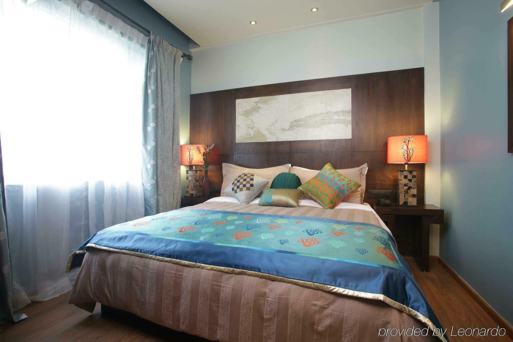 Hotel Justa Mg Road Bangalore Esterno foto